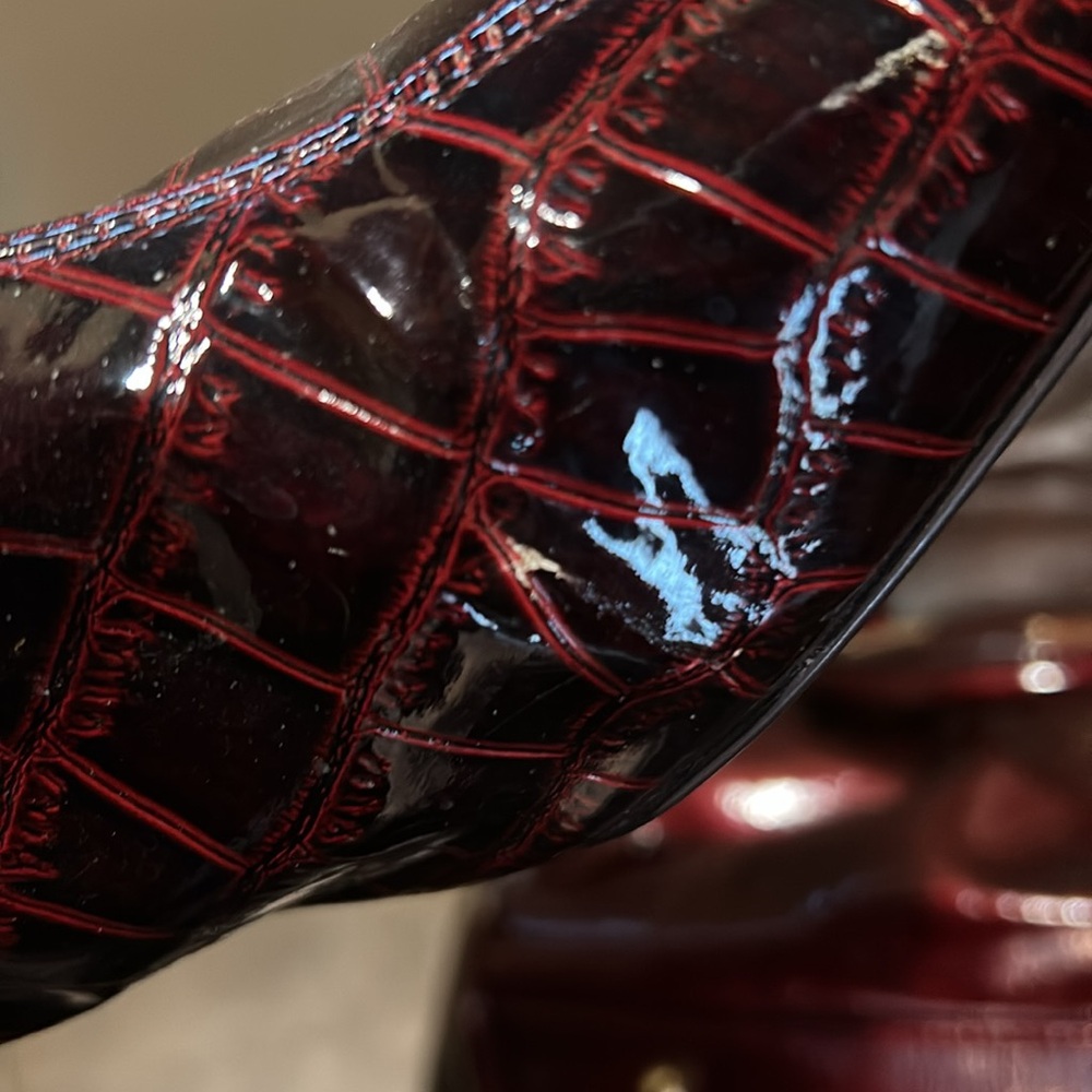 Comfort View Burgundy Booties & bonus matching Nine West Bag - Picture 10 of 10